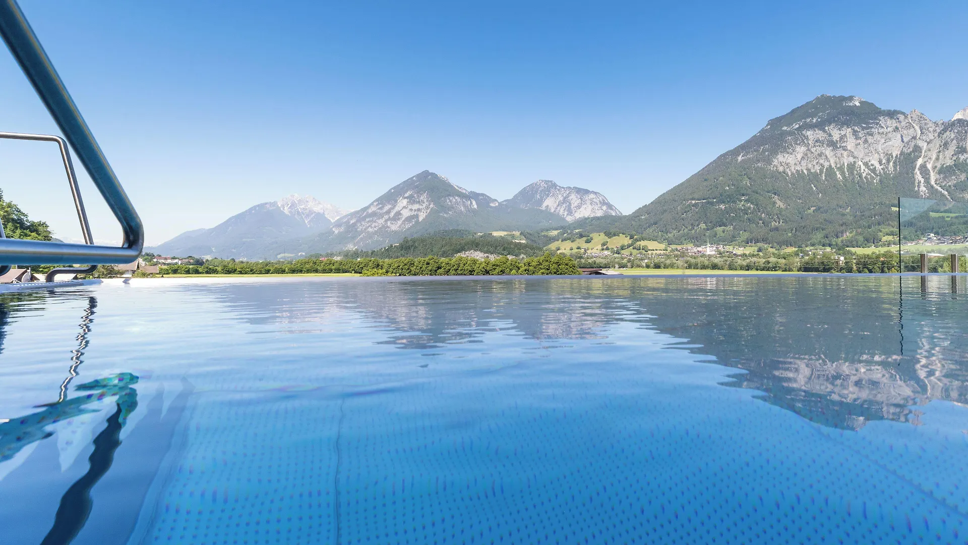 12 Zentrale Hotels nahe dem Silberbergwerk Schwaz